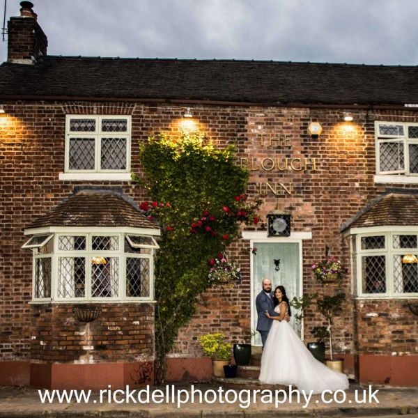 Wedding Photography Manchester - The Plough Inn At Eaton 3