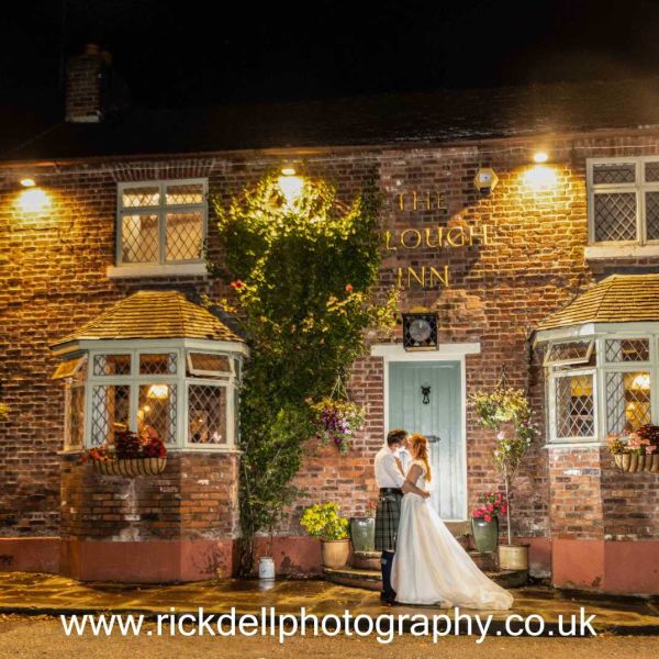 Wedding Photography Manchester - The Plough Inn At Eaton 15