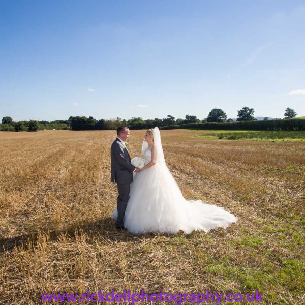 Wedding Photography Manchester - Sandhole Oak Barn Farm 6