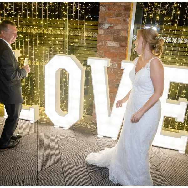 Wedding Photography Manchester - DoubleTree by Hilton Hotel & Spa Chester 42