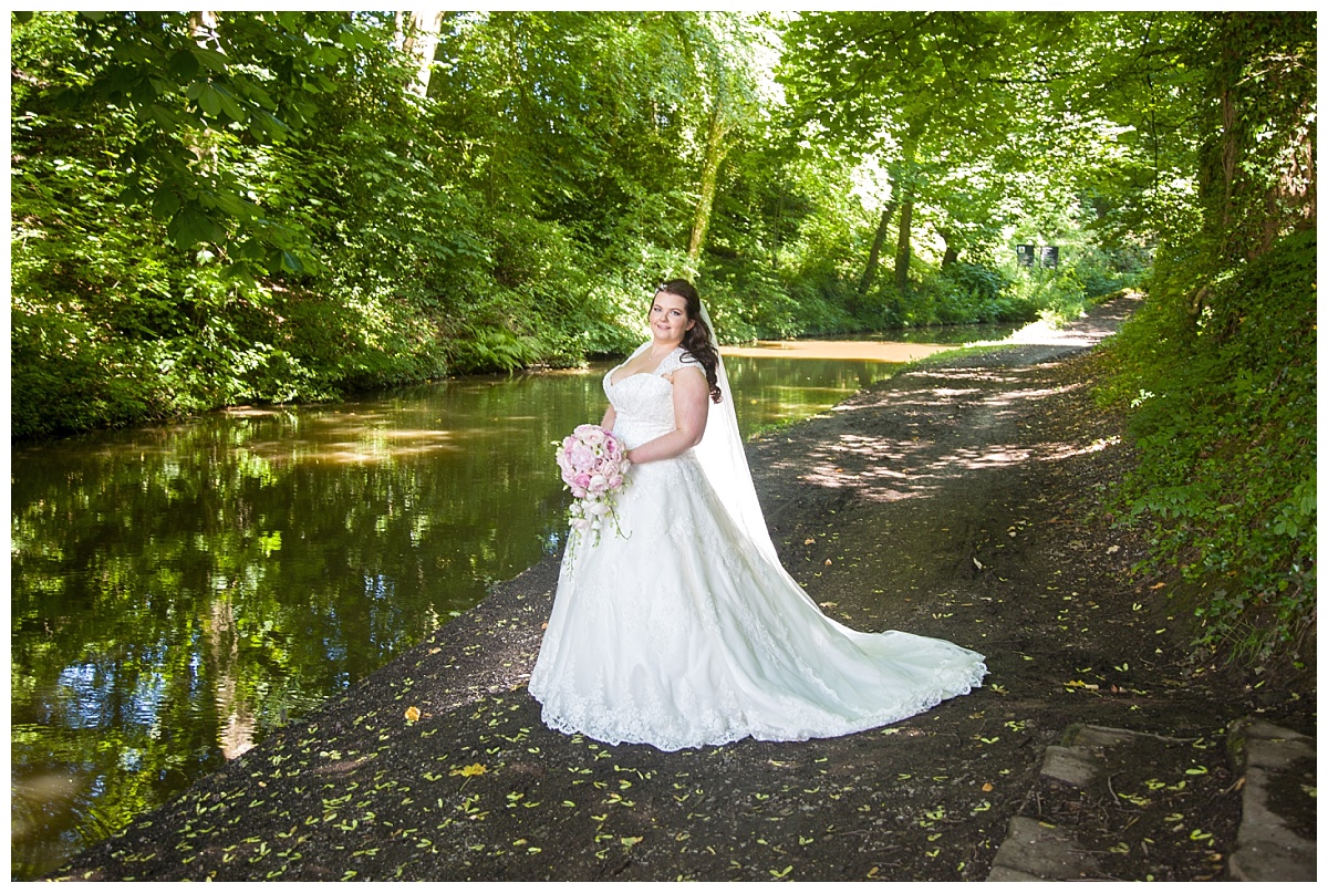 Wedding Photography Manchester - Claire and Ian's Hyde Bank Farm Wedding 28