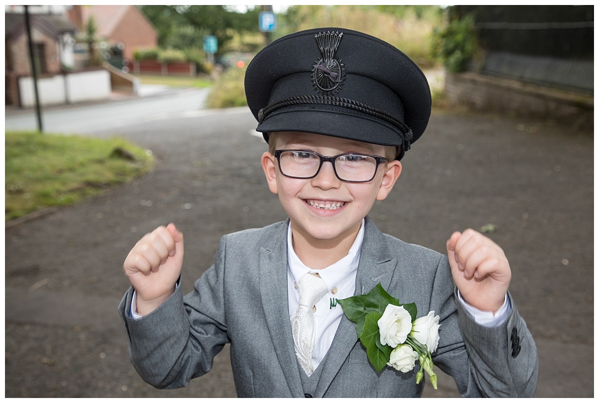 Wedding Photography Manchester - Lisa and James's The Three Horseshoes Country Inn wedding 21