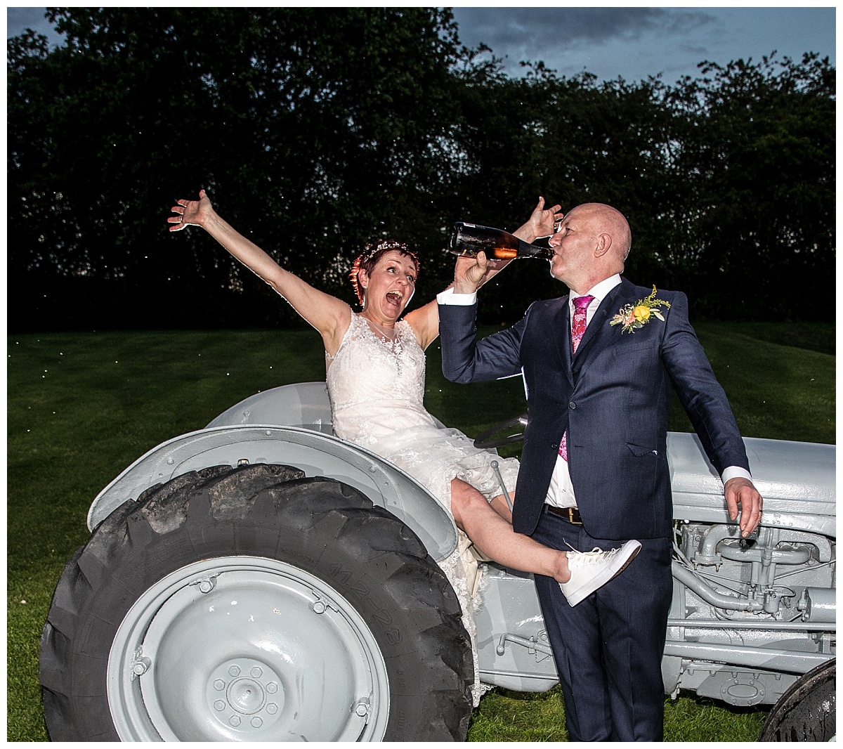 Wedding Photography Manchester - Susie And Rick's Sandhole Oak Barn Farm Wedding 137